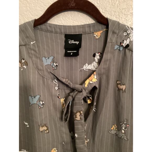 NWOT Torrid Disney Dogs Peasant Blouse - Stripped Grey Plus Size 2 18/20 - Picture 3 of 9